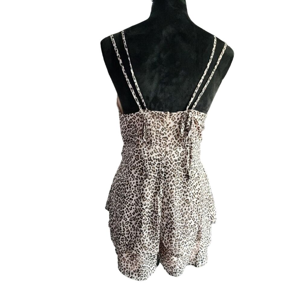 Le Lis Double Strap chiffon peplum Romper light pink cheetah print size L - Picture 3 of 8